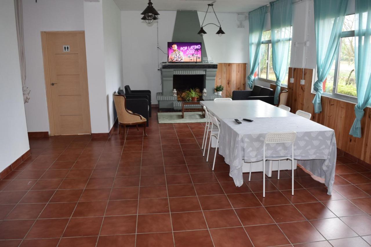 Albergue La Corona1 O Pino Екстериор снимка